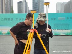 内江市政道路测量学习测量施工放线班